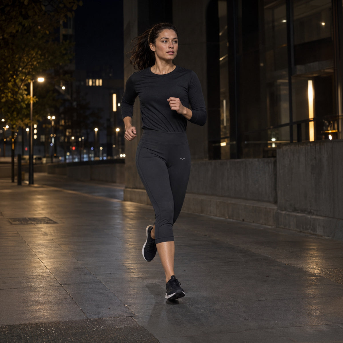 Traverse 3/4 Jogger - Carbon
