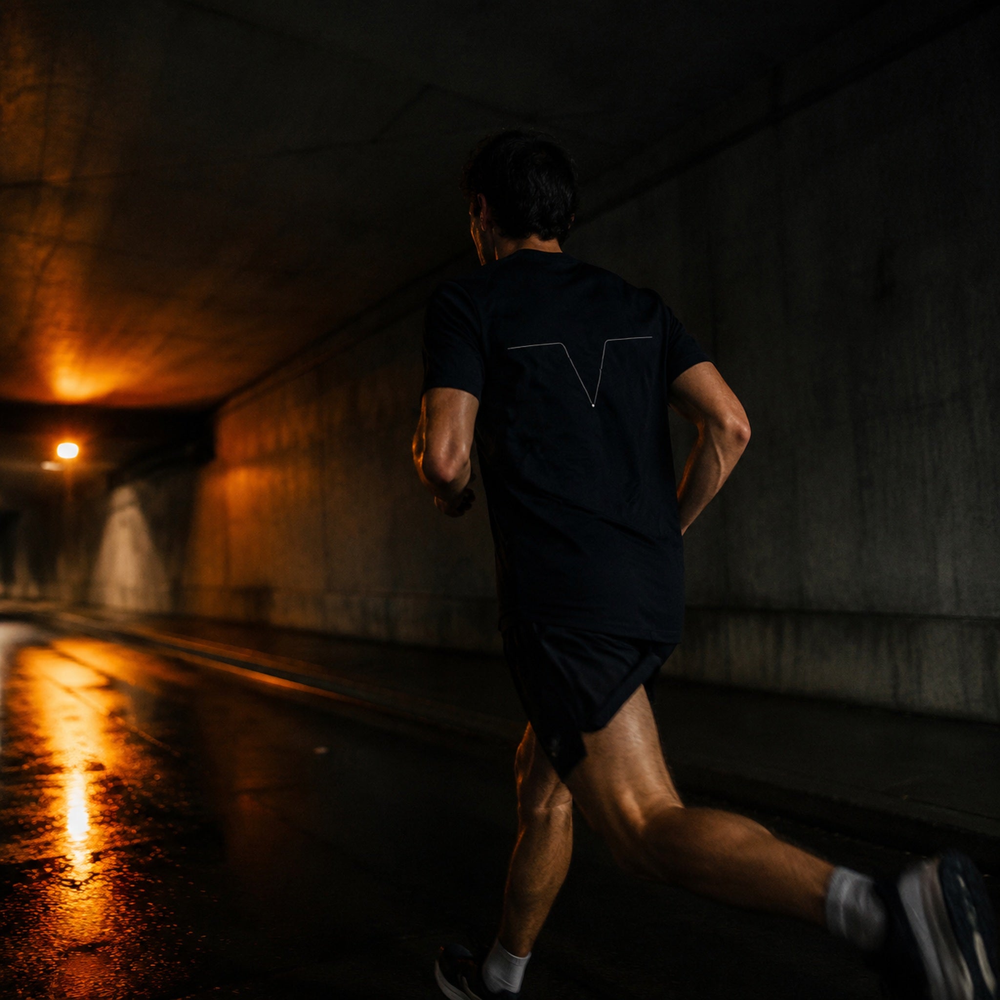 Threshold Tee — Carbon